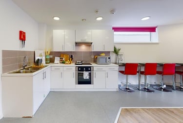 iQ The Podium Student Halls, 70 Egham Hill, City Centre, Egham, TW20 0BQ - Image 7